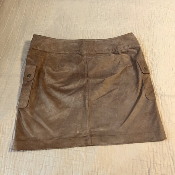 Ann Taylor Loft suede mini skirt - Picture 4 of 4
